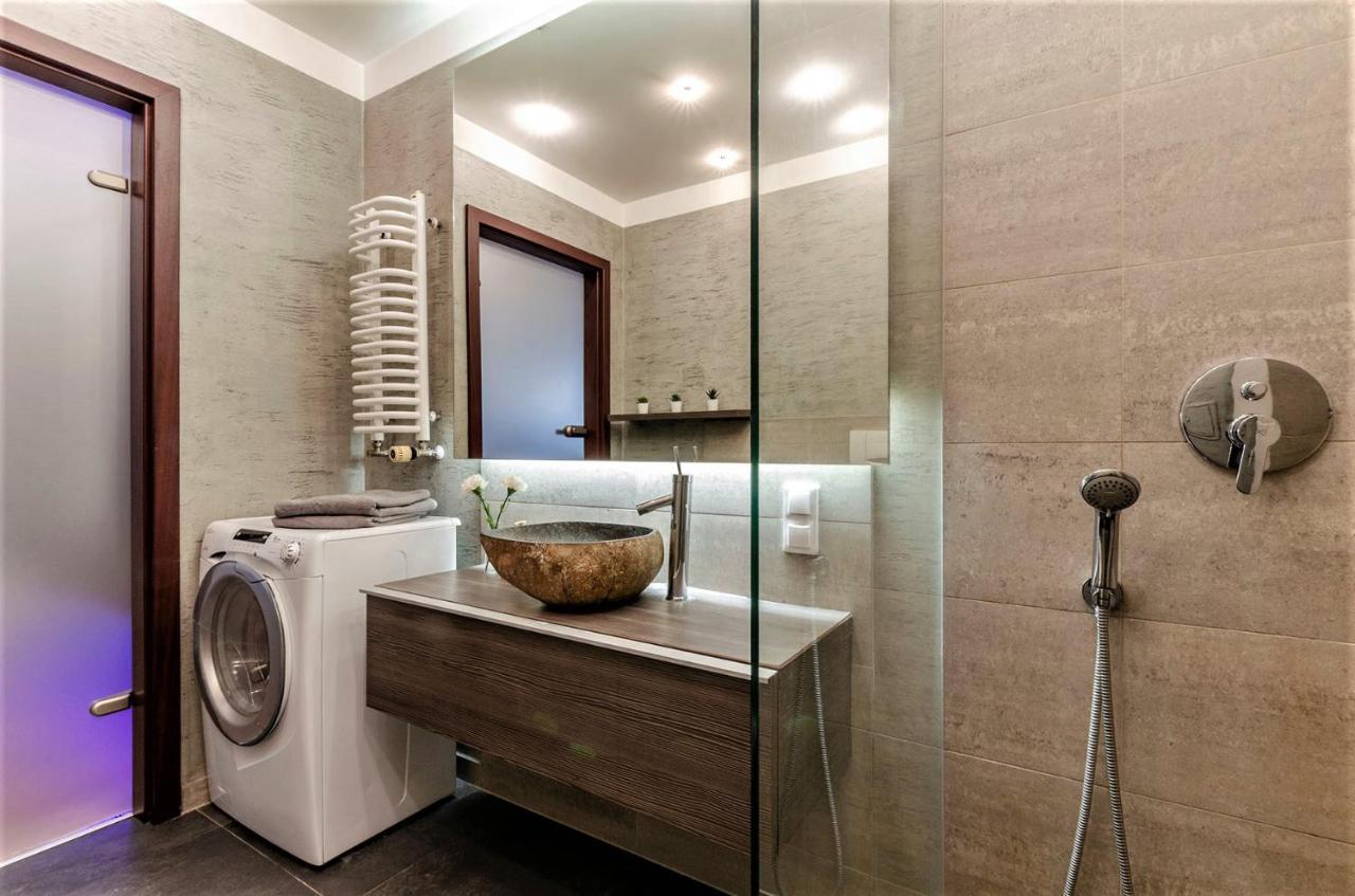 Lupoapartments Krolewska Penthouse Mandoria Parking Dostep Na Kod วูดช์ ภายนอก รูปภาพ